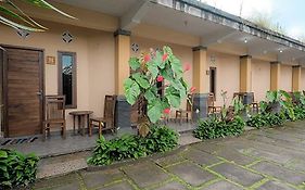 Pelangi Homestay Bedugul Redpartner